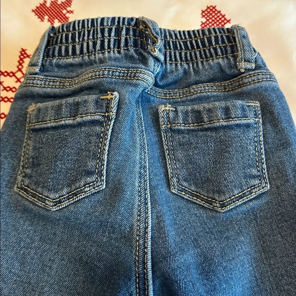 Old Navy Baby Blue Jeans with White Floral Detail Size 6-12 Months